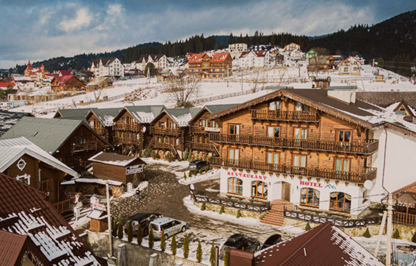 Готель “Polonyna Chalet” (Паляниця) — комфорт і краєвиди Буковелю