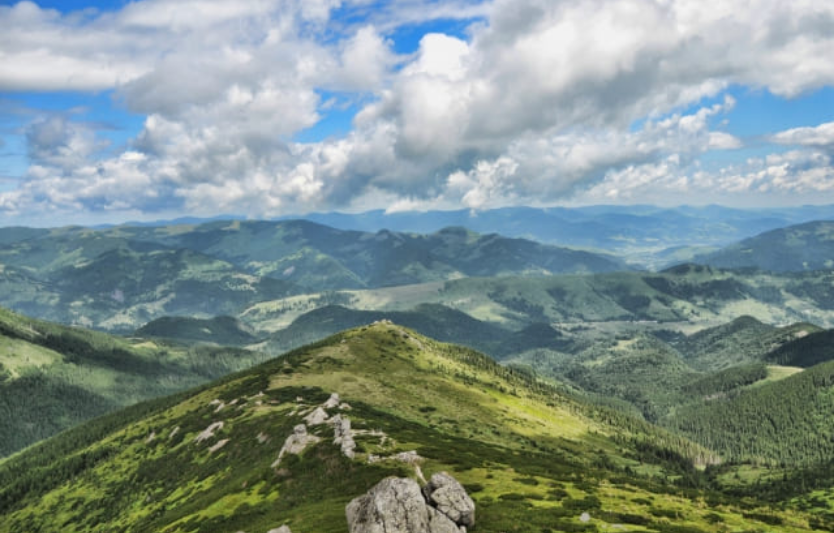 Відповідальні подорожі як не шкодити місцям, які любиш